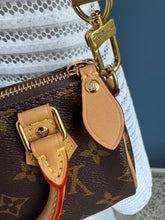 Lade das Bild in den Galerie-Viewer, LOUIS VUITTON NANO SPEEDY