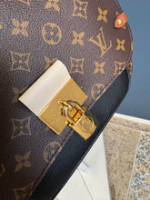 Lade das Bild in den Galerie-Viewer, LOUIS VUITTON VAUGIRARD