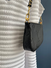 Lade das Bild in den Galerie-Viewer, LOUIS VUITTON MINI POCHETTE EMPREINTE