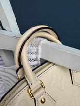 Lade das Bild in den Galerie-Viewer, LOUIS VUITTON SPEEDY 20 EMPREINTE