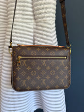 Lade das Bild in den Galerie-Viewer, LOUIS VUITTON MÉTIS