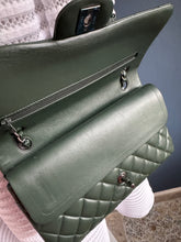 Lade das Bild in den Galerie-Viewer, CHANEL DOUBLE FLAP
