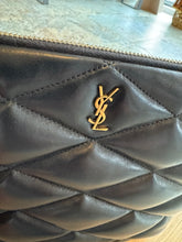 Lade das Bild in den Galerie-Viewer, YSL SADE KOSMETIKTASCHE