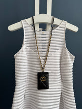 Lade das Bild in den Galerie-Viewer, CHANEL 19 CARDHOLDER