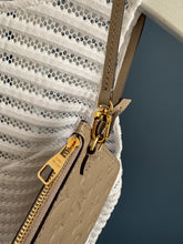 Lade das Bild in den Galerie-Viewer, LOUIS VUITTON CLUTCH