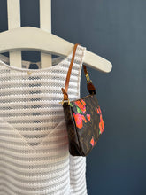 Lade das Bild in den Galerie-Viewer, LOUIS VUITTON POCHETTE ACCESSOIRES