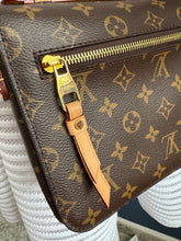 Lade das Bild in den Galerie-Viewer, LOUIS VUITTON MÉTIS