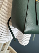 Lade das Bild in den Galerie-Viewer, CÉLINE BELT