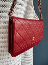 Lade das Bild in den Galerie-Viewer, CHANEL WOC