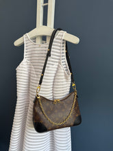Lade das Bild in den Galerie-Viewer, LOUIS VUITTON BOULOGNE PM