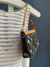 Lade das Bild in den Galerie-Viewer, LOUIS VUITTON POCHETTE ACCESSOIRES