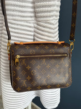 Lade das Bild in den Galerie-Viewer, LOUIS VUITTON MÉTIS