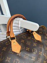 Lade das Bild in den Galerie-Viewer, LOUIS VUITTON SPEEDY 30