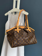 Lade das Bild in den Galerie-Viewer, LOUIS VUITTON TIVOLI