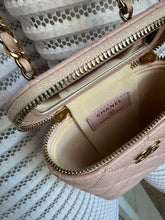 Lade das Bild in den Galerie-Viewer, CHANEL VANITY