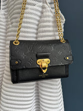 Lade das Bild in den Galerie-Viewer, LOUIS VUITTON VAVIN BB