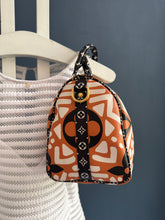 Lade das Bild in den Galerie-Viewer, LOUIS VUITTON SPEEDY 25 CRAFTY