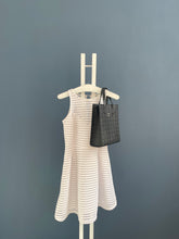 Lade das Bild in den Galerie-Viewer, MCM AREN BAG