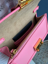 Lade das Bild in den Galerie-Viewer, MCM TRACY