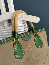Lade das Bild in den Galerie-Viewer, PRADA BAG
