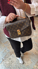 Lade das Bild in den Galerie-Viewer, LOUIS VUITTON MÉTIS