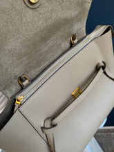 Lade das Bild in den Galerie-Viewer, CÉLINE BELT MEDIUM