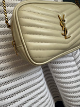 Lade das Bild in den Galerie-Viewer, YSL MINI LOU