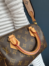 Lade das Bild in den Galerie-Viewer, LOUIS VUITTON SPEEDY 20
