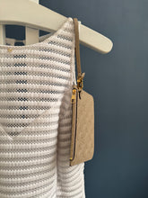 Lade das Bild in den Galerie-Viewer, LOUIS VUITTON CLUTCH