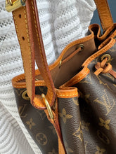 Lade das Bild in den Galerie-Viewer, LOUIS VUITTON NOÉ GRANDE