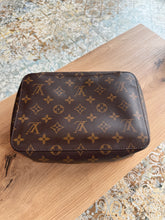 Lade das Bild in den Galerie-Viewer, LOUIS VUITTON CUBE