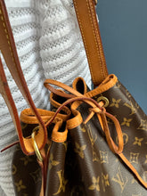 Lade das Bild in den Galerie-Viewer, LOUIS VUITTON NOÉ GRANDE