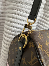 Lade das Bild in den Galerie-Viewer, LOUIS VUITTON WORLD TOUR SPEEDY 30