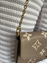 Lade das Bild in den Galerie-Viewer, LOUIS VUITTON FÉLICIE EMPREINTE