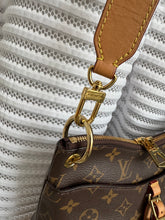 Lade das Bild in den Galerie-Viewer, LOUIS VUITTON ODEON PM