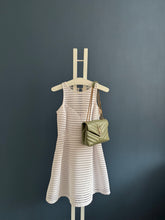 Lade das Bild in den Galerie-Viewer, YSL LOULOU SMALL