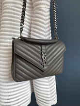 Lade das Bild in den Galerie-Viewer, YSL COLLEGE SMALL