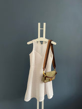 Lade das Bild in den Galerie-Viewer, FENDI BAGUETTE