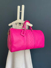 Lade das Bild in den Galerie-Viewer, LOUIS VUITTON TAIGARAMA KEEPALL 50