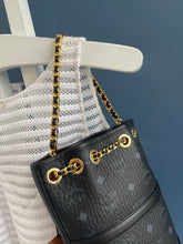 Lade das Bild in den Galerie-Viewer, MCM AREN RUCKSACK