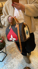 Lade das Bild in den Galerie-Viewer, LOUIS VUITTON SPEEDY 30 GAME ON