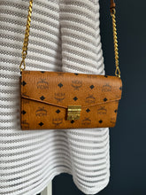 Lade das Bild in den Galerie-Viewer, MCM TRACY