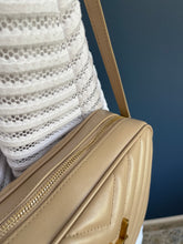 Lade das Bild in den Galerie-Viewer, YSL CAMERA BAG