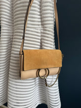 Lade das Bild in den Galerie-Viewer, CHLOÉ FAYE