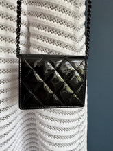 Lade das Bild in den Galerie-Viewer, CHANEL MINI WOC