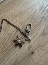 Lade das Bild in den Galerie-Viewer, LOUIS VUITTON SCHNEEFLOCKE