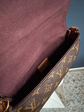 Lade das Bild in den Galerie-Viewer, LOUIS VUITTON FAVORITE