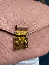 Lade das Bild in den Galerie-Viewer, LOUIS VUITTON MÉTIS EMPREINTE