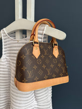 Lade das Bild in den Galerie-Viewer, LOUIS VUITTON ALMA BB