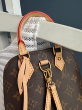 Lade das Bild in den Galerie-Viewer, LOUIS VUITTON ALMA RUCKSACK